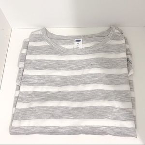 old navy - grey stripe long sleeve - size small